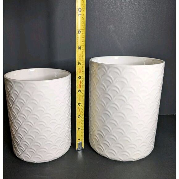 Bread & Butter Australia Cucina Porcelain Canisters. Set of 2 - Picture 3 of 6